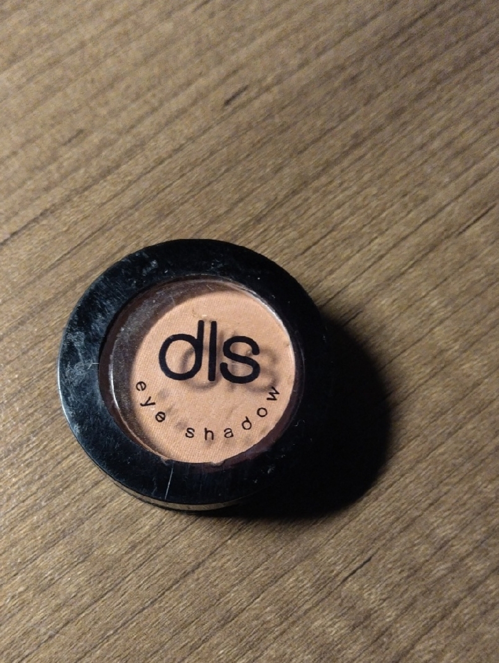 Matte Peach Eyeshadow - Soft Peach Shade